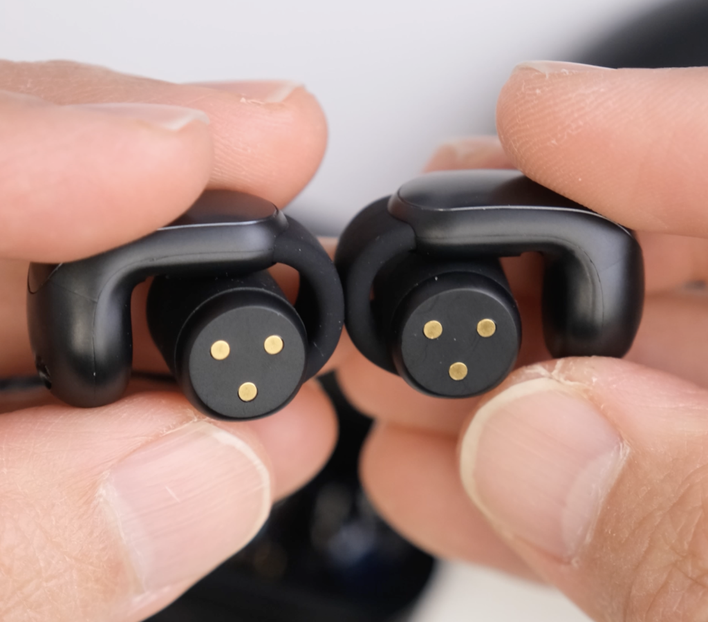 Bose Ultra Open Earbudsイヤホン充電端子